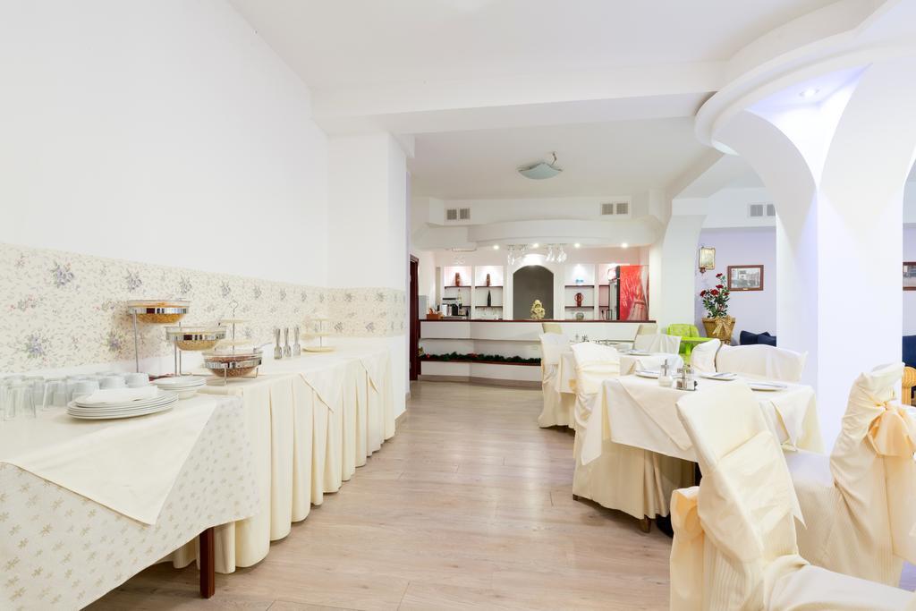 Garni Hotel Family Βελιγράδι Εξωτερικό φωτογραφία