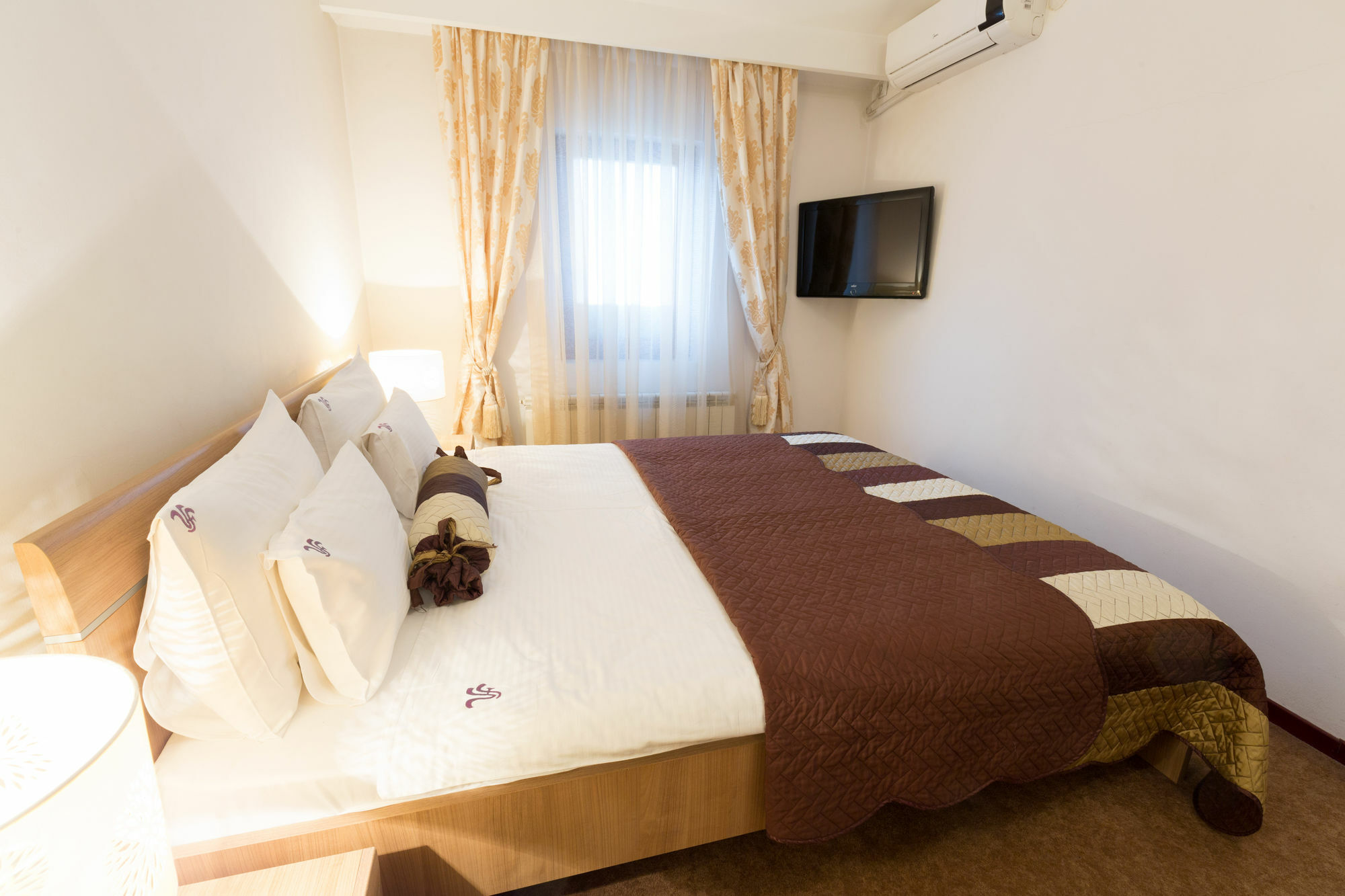 Garni Hotel Family Βελιγράδι Εξωτερικό φωτογραφία