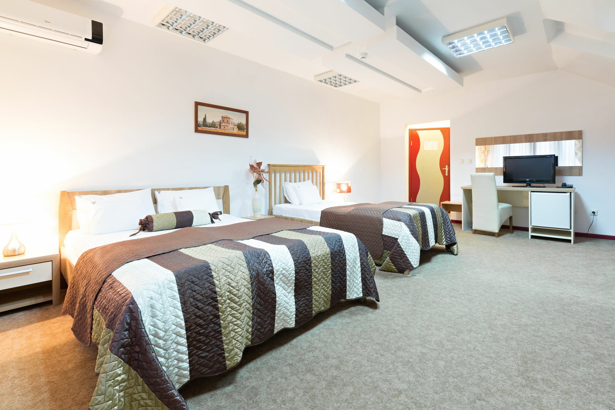 Garni Hotel Family Βελιγράδι Εξωτερικό φωτογραφία
